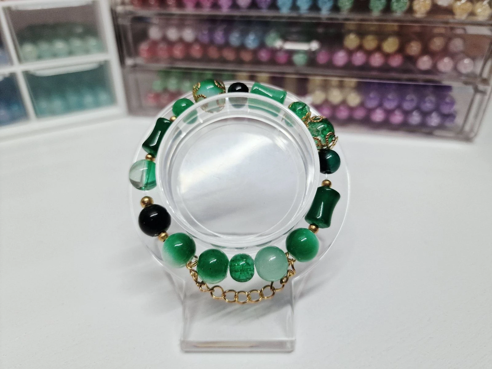 Handgemaakte armband groen en goud – photo 4